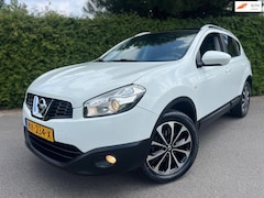 Nissan Qashqai - 2.0 Connect Edition Pano Navi Trekhaak