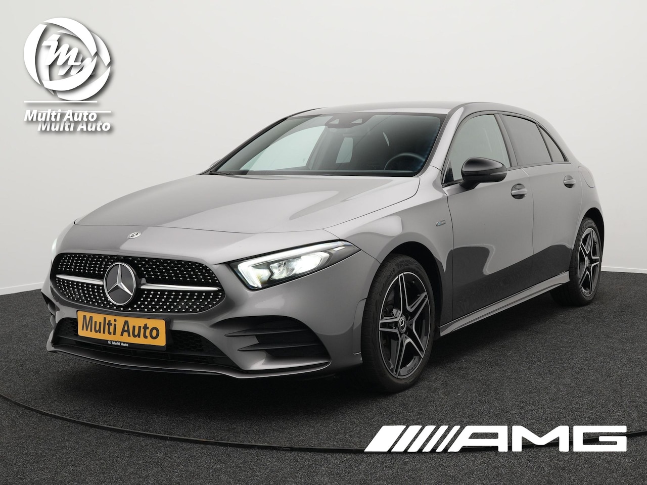 Mercedes-Benz A-klasse - 250 e AMG Night Plug in Hybrid 218pk PHEV | Alcantara Sportstoelen | Widescreen Navi | Sfe - AutoWereld.nl