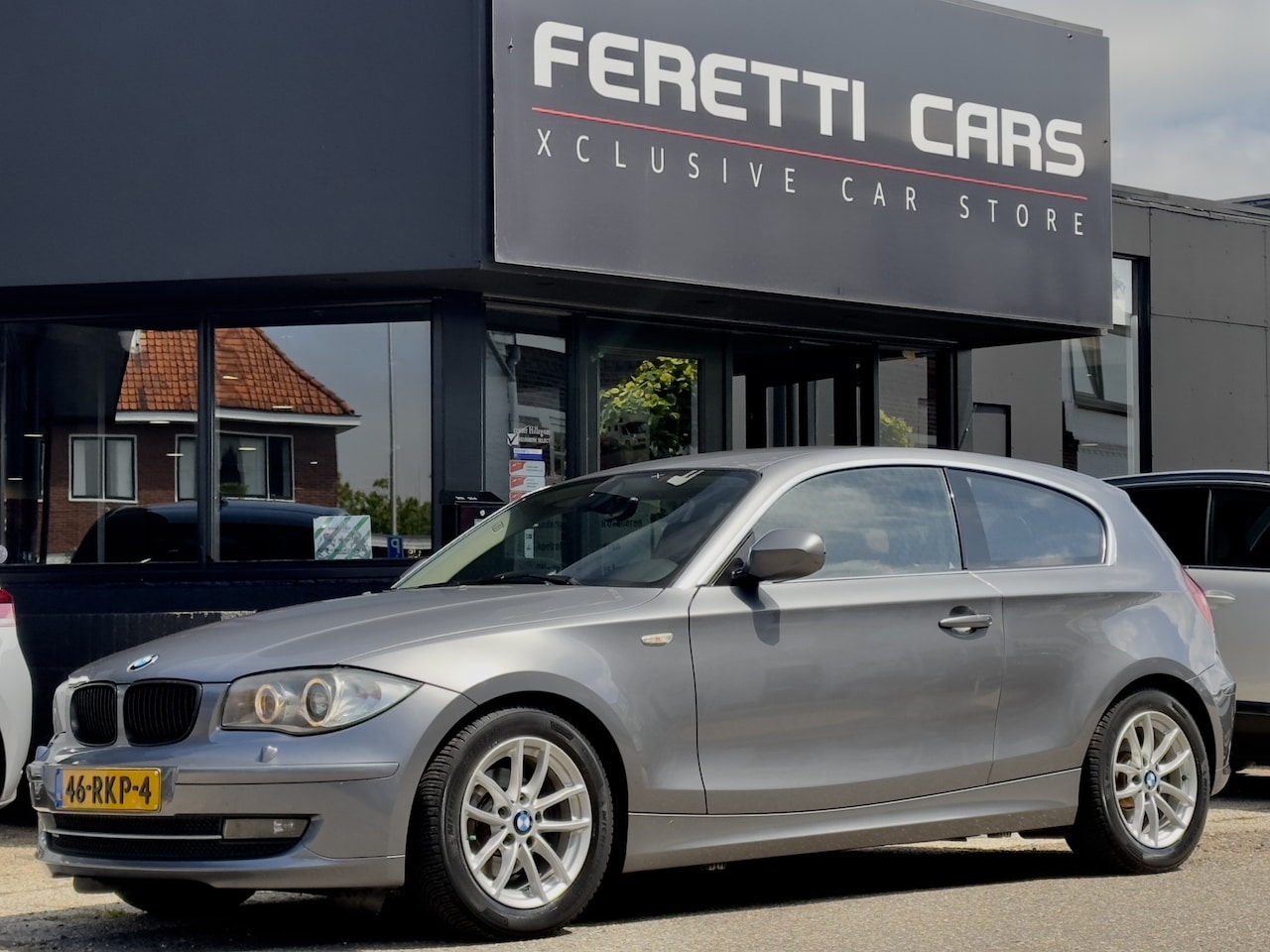 BMW 1-serie - 116i EffDyn. EDITION ULTIMATE LINE LEDER NAVI AIRCO LED LMV - AutoWereld.nl