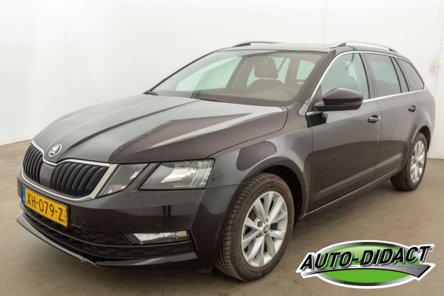 Skoda Octavia Combi - 1.0 TSI Automaat Greentech Ambition Business - AutoWereld.nl