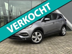 Opel Grandland X - 1.6 Turbo Plug in Hybride Business 225pk Automaat / Camera / Navigatie