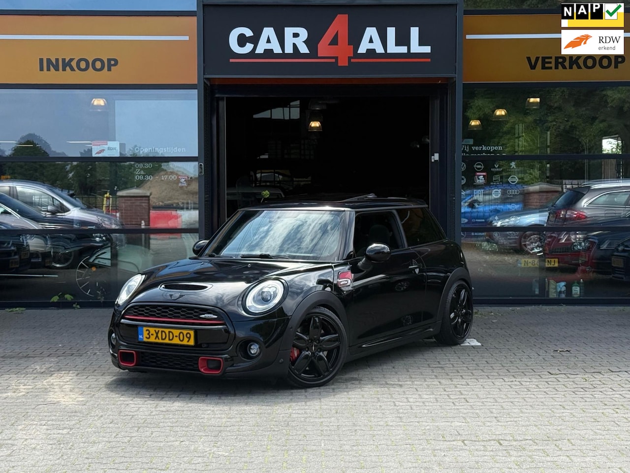 MINI John Cooper Works - Mini 330PK FORGEDBLOK/PANO/STLVRM/LEDER.APK 23-4-2026 - AutoWereld.nl