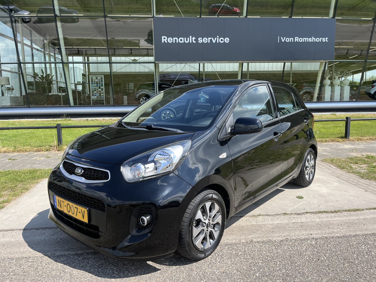 Kia Picanto - 1.0 CVVT EconomyPlusLine / 14''LMV / Airco / Camera / Bluetooth / NAP / - AutoWereld.nl