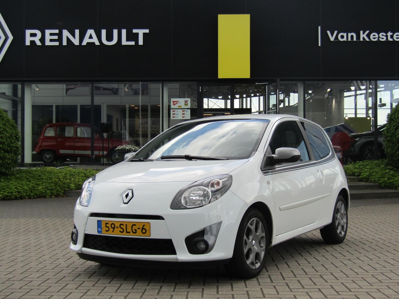 Renault Twingo - 1.2 16V 75pk ECO² Night & Day / Cruise - Control / Variabele Achterstoelen / 1e eigenaar - AutoWereld.nl