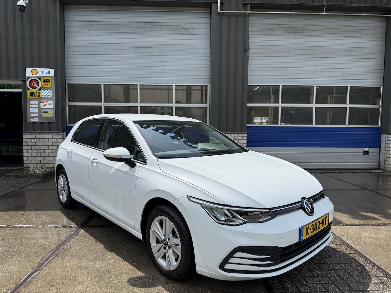 Volkswagen Golf - 1.0 eTSI Life - AutoWereld.nl