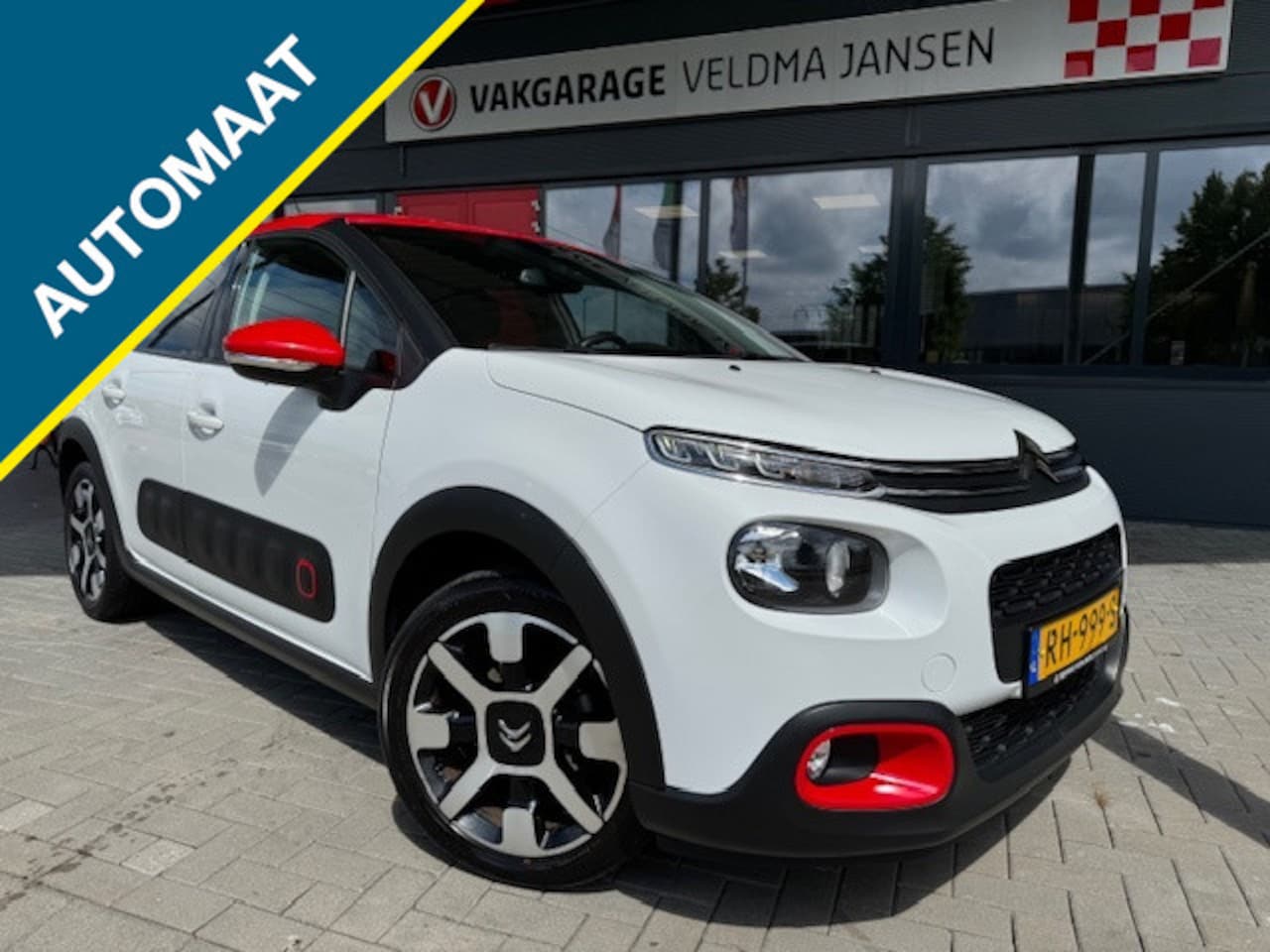 Citroën C3 - VERWACHT! 1.2 PT SHINE AUTOMAAT TWO TONE + ECC/APPLE CP/CAMERA/LMV/NAVI/PD - AutoWereld.nl