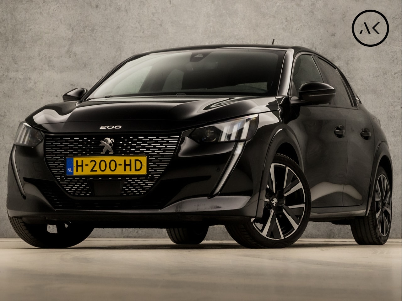 Peugeot 208 - 1.2 PureTech GT-Line (VIRTUAL COCKPIT, 360 CAMERA, SFEERVERLICHTING, LEDER, SPORTSTOELEN, - AutoWereld.nl