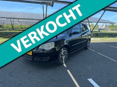 Volkswagen Polo - 1.4-16V Trendline