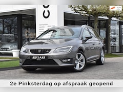 Seat Leon ST - 1.4 TSI Style FR ALCANTARA, XENON, CRUISE, STOELVERWARMING, PDC, CLIMA