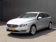 Volvo V60 - 2.4 D6 AWD Plug-In Hybrid Summum