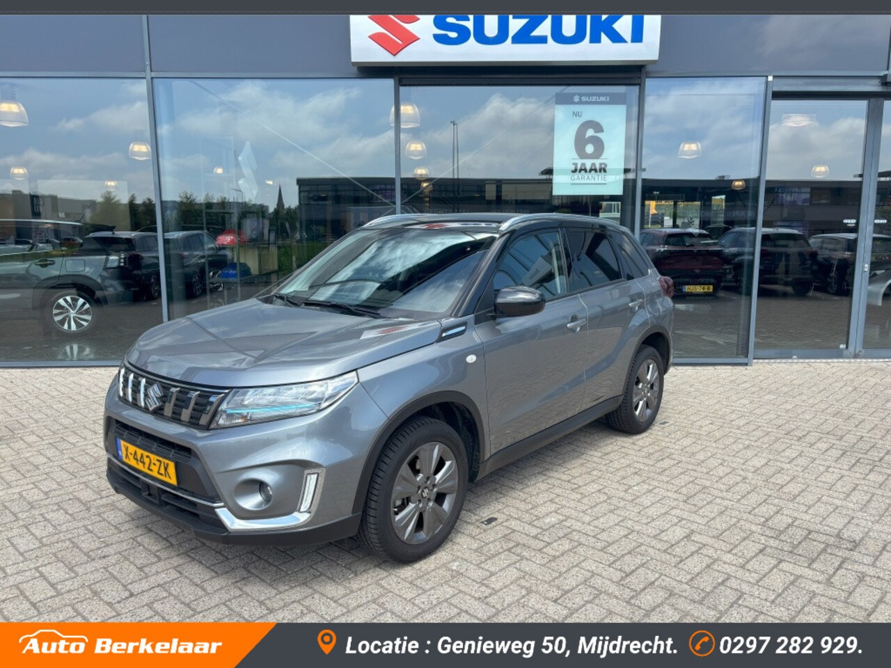 Suzuki Vitara - 1.4 Boosterjet Select Smart Hybrid | Leder | Shark Fin | Apple C - AutoWereld.nl