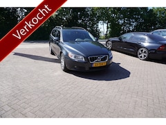 Volvo V70 - 1.6 T4 Limited Edition TREKHAAK CRUISE NAVI LEER STOELVERWARMING