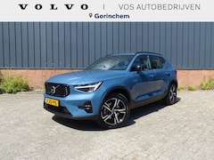 Volvo XC40 - B4 Plus Dark