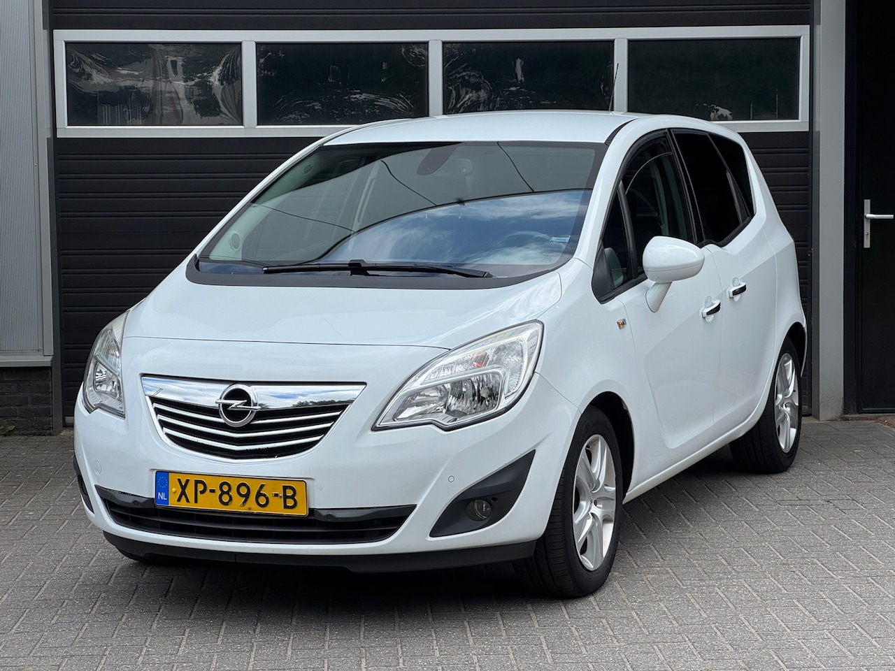 Opel Meriva - 1.4 Edition Stoelverwarming/Stuurverwarming, Cruise, Climate Control - AutoWereld.nl