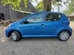 Toyota Aygo - 1.0-12V Dynamic Blue