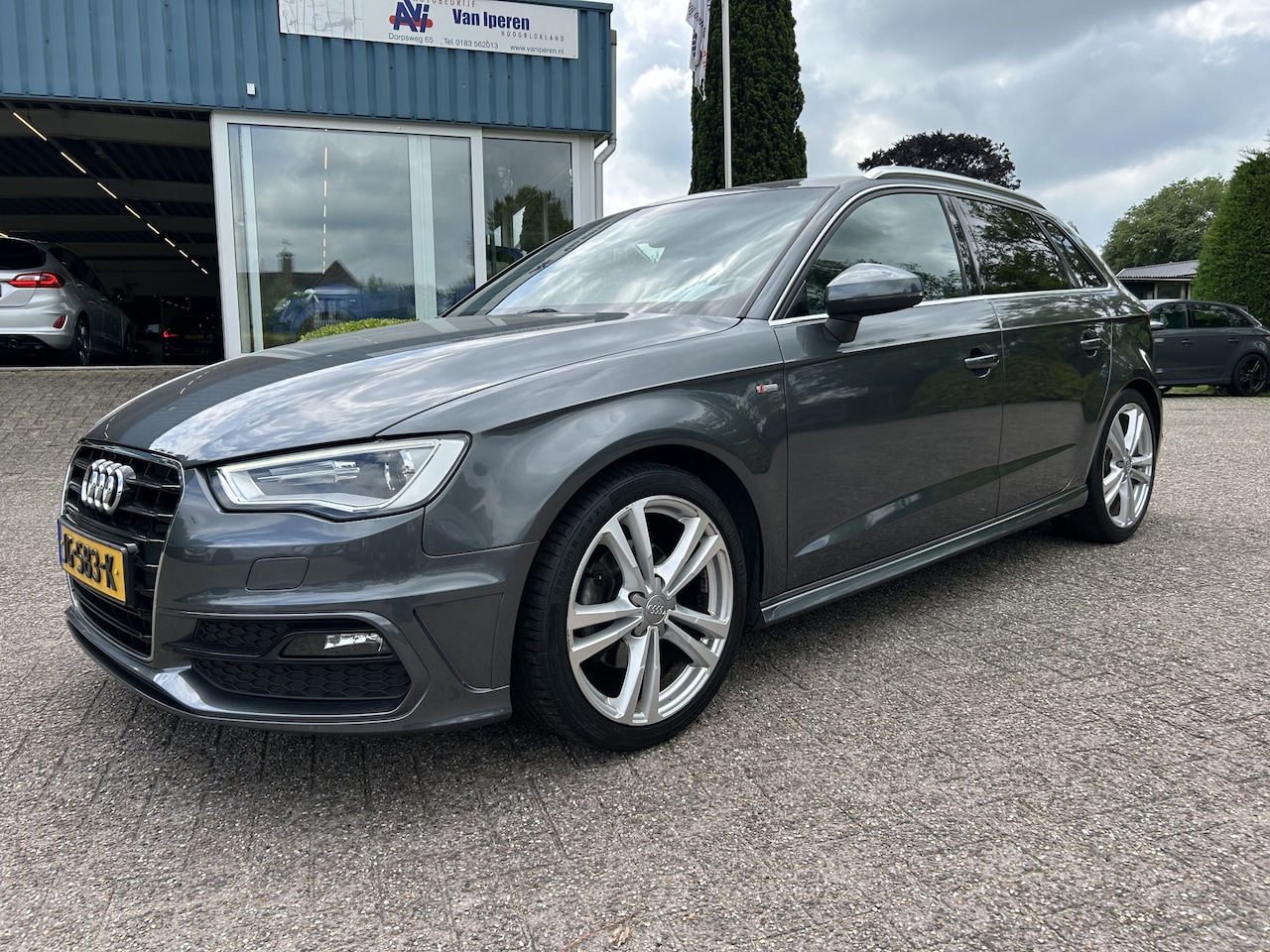 Audi A3 Sportback - 1.2 TFSI Adrenalin S-Line Automaat - AutoWereld.nl
