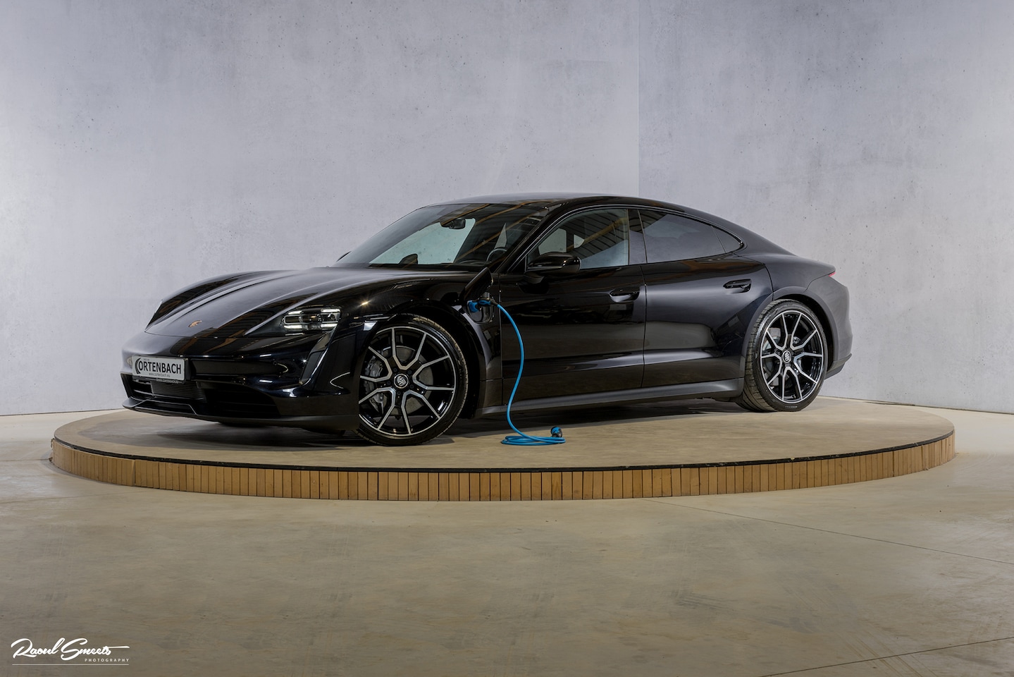 Porsche Taycan - Performance accu | Approved tot 8-2027 | Sport Chrono | Bose audio | Apple carplay | 21 in - AutoWereld.nl