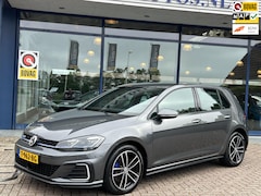 Volkswagen Golf - 1.4 TSI PHEV GTE App-Connect Adapt. Cruise Clima Camera Volledig Dealeronderhouden