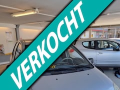 Toyota Yaris - 1.0-16V VVT-i Terra