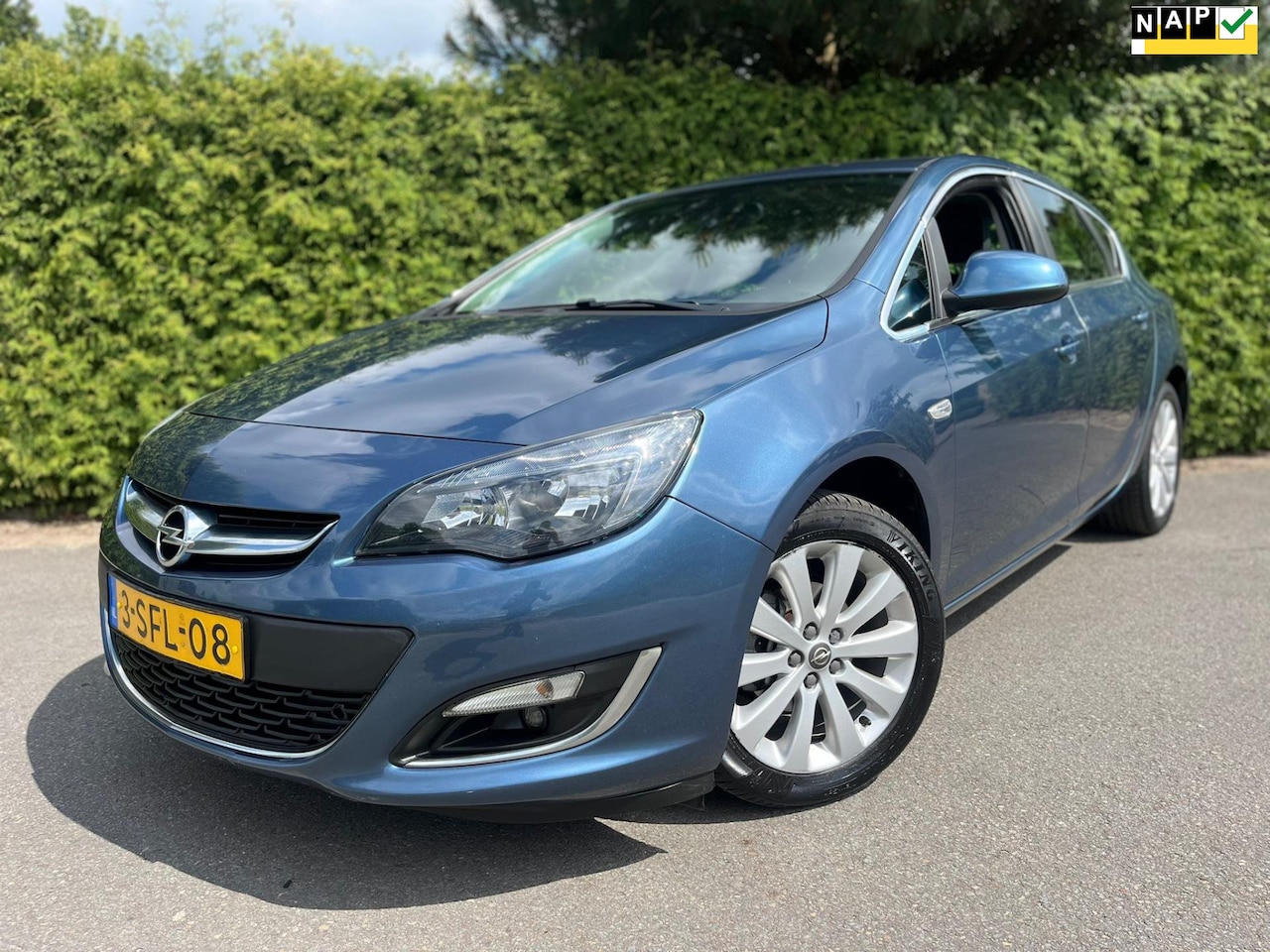 Opel Astra - 1.4 Turbo Cosmo 140 PK 5-Drs NL Auto - AutoWereld.nl