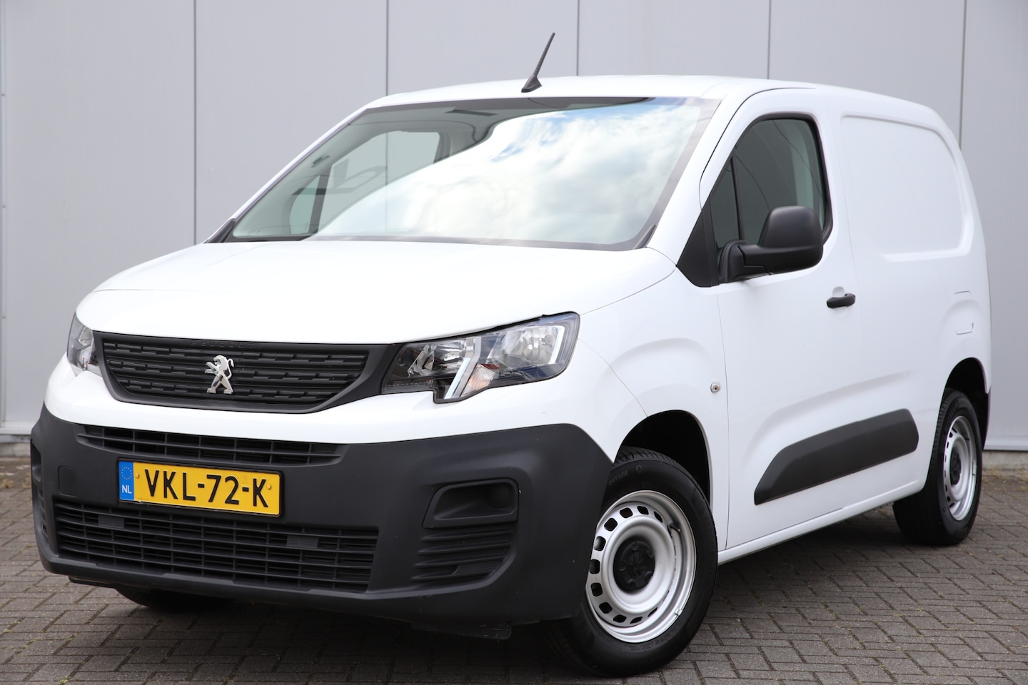 Peugeot Partner - 1.5 BlueHDI Pro Airco | Trekhaak | Schuifdeur | Cruise control | Elektr. ramen | - AutoWereld.nl