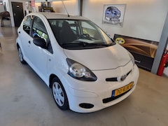 Toyota Aygo - 1.0-12V Now