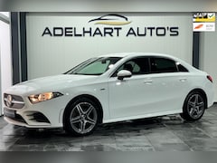 Mercedes-Benz A-klasse - 250 e AMG Premium Automaat / Navigatie full map / Camera / Cruise control / Climate contro