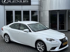 Lexus IS - 300h Luxury Line STUURVERW STOELVERW EL-STOELEN PARK-SENSOR DAB+