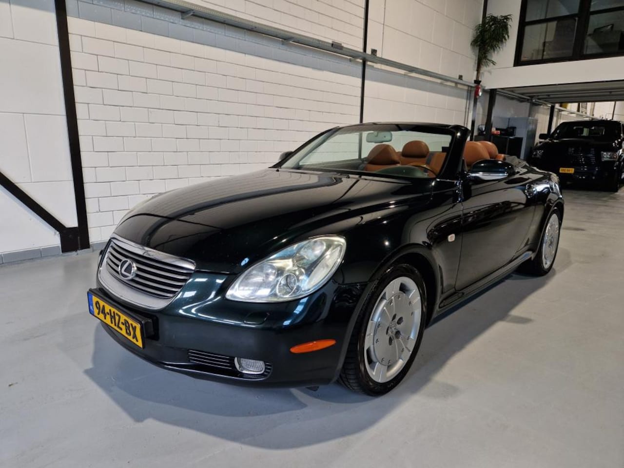 Lexus SC - 430 V8 Origineel NL Youngtimer - AutoWereld.nl