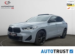 BMW X2 - X2 xDrive25e 220PK High Exec M-PAKKET |Nardo Grey|Black Edition Kuipstoelen |Pano|Plug-in