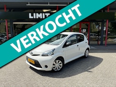 Toyota Aygo - 1.0 VVT-i Now Airco/El.ramen/5drs/Nap/Apk