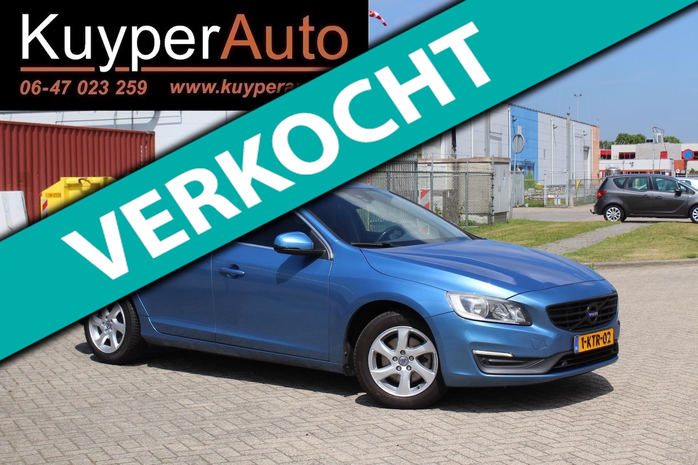 Volvo V60 - 1.6 D2 Momentum navi clima parkeersensoren trekhaak - AutoWereld.nl
