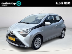 Toyota Aygo - 1.0 VVT-i x-play *PARKEERCAMERA/ BEGRENZER/ APPLE CARPLAY/ 36 MAANDEN GARANTIE