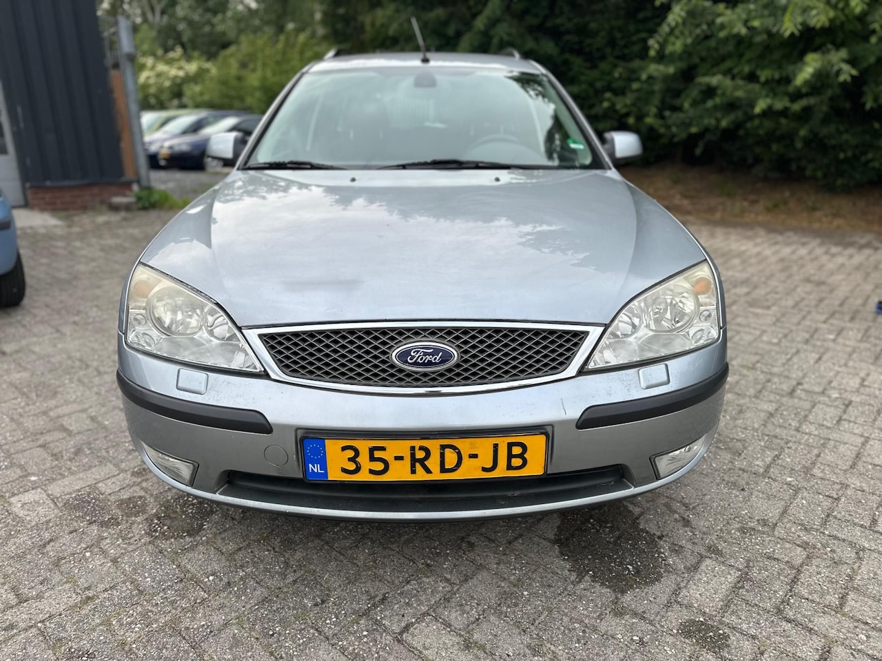 Ford Mondeo Wagon - 1.8-16V Futura 1.8-16V Futura - AutoWereld.nl