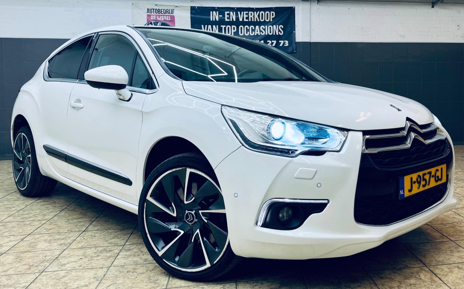 Citroën DS4 - 1.6 THP Sport Chic/1STE EIG/TOP STAAT/RIJKLAAR/ - AutoWereld.nl