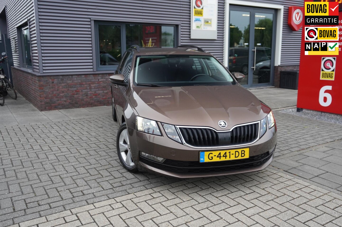 Skoda Octavia Combi - 1.6 TDI Greentech Ambition Business 1.6 TDI Greentech Ambition Business - AutoWereld.nl