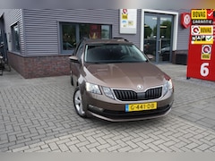 Skoda Octavia Combi - 1.6 TDI Greentech Ambition Business