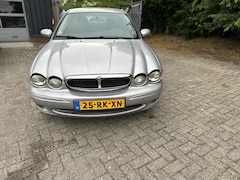 Jaguar X-type - 2.0 D Privilege