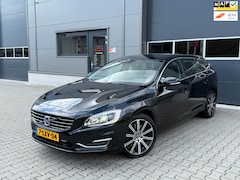 Volvo V60 - 2.4 D6 AWD Plug-In Hybrid Summum PANO MEMORY