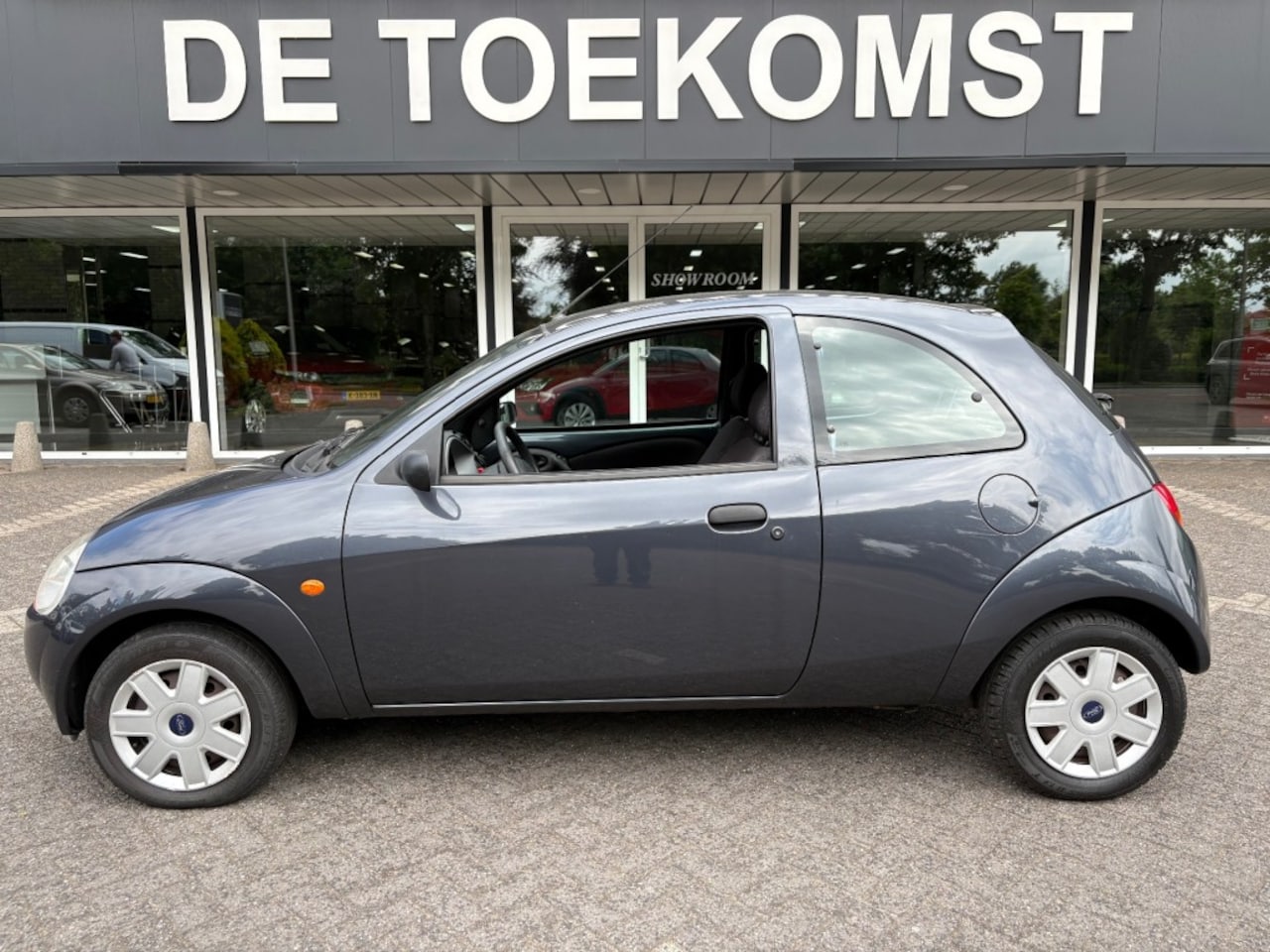Ford Ka - 1.3 COOL Airco Radio Elec Ramen Aux - AutoWereld.nl