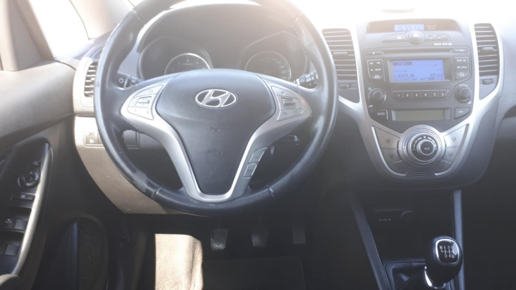 Hyundai ix20 - 1.6i i-Vision CLIMATE CONTR/CRUISE/RADIO CD/ELEC RAMEN V+A/LMV/TREKHAAK