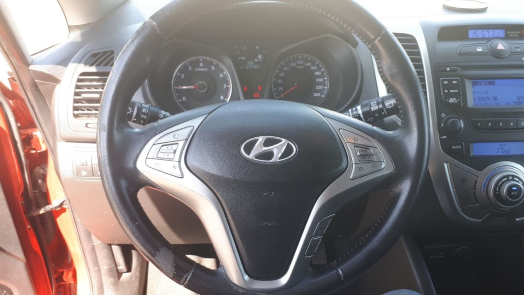 Hyundai ix20 - 1.6i i-Vision CLIMATE CONTR/CRUISE/RADIO CD/ELEC RAMEN V+A/LMV/TREKHAAK