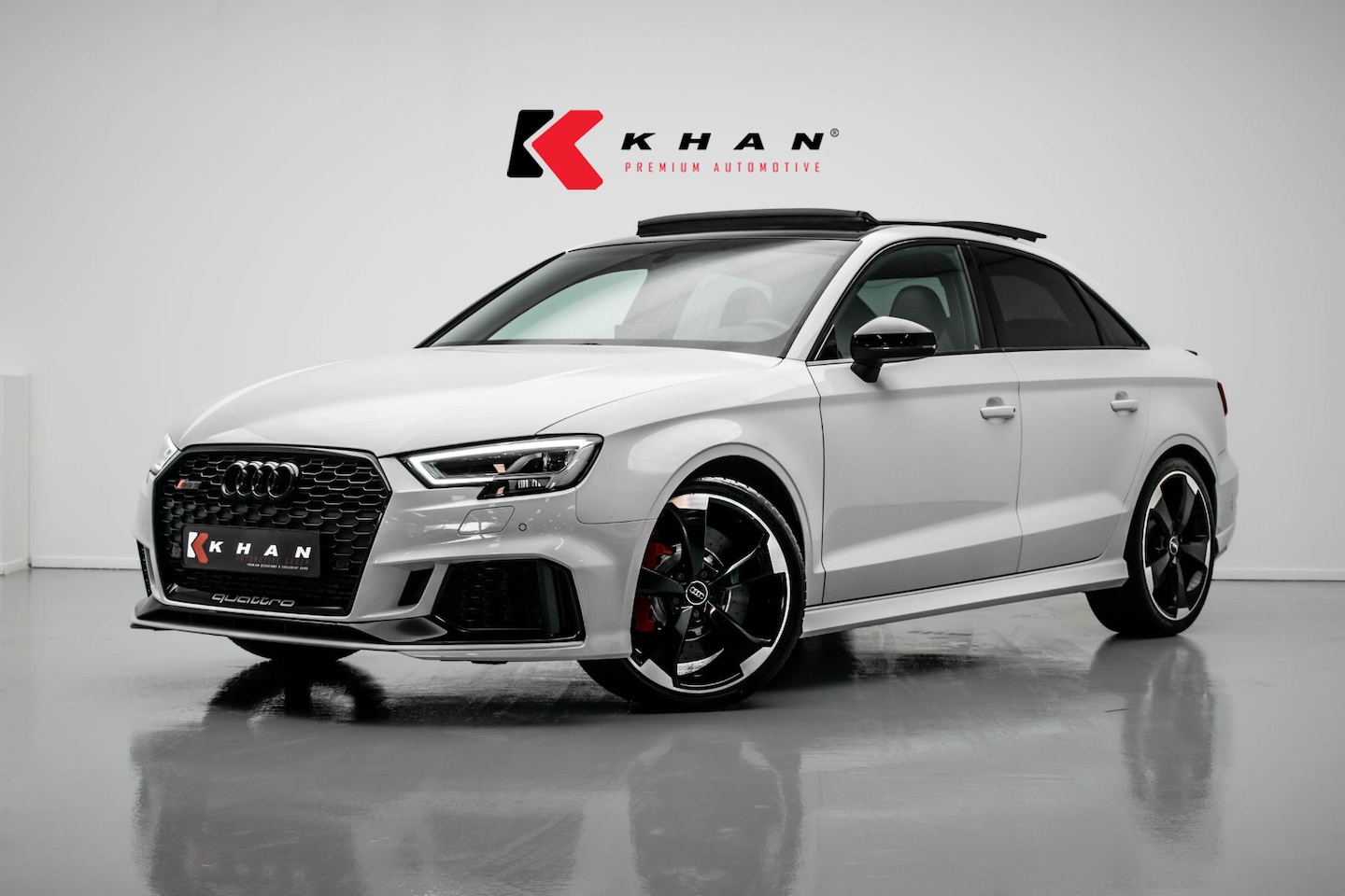 Audi RS3 - Limousine 2.5 TFSI quattro |Pano|RS Seat|B&O|Keyless| - AutoWereld.nl