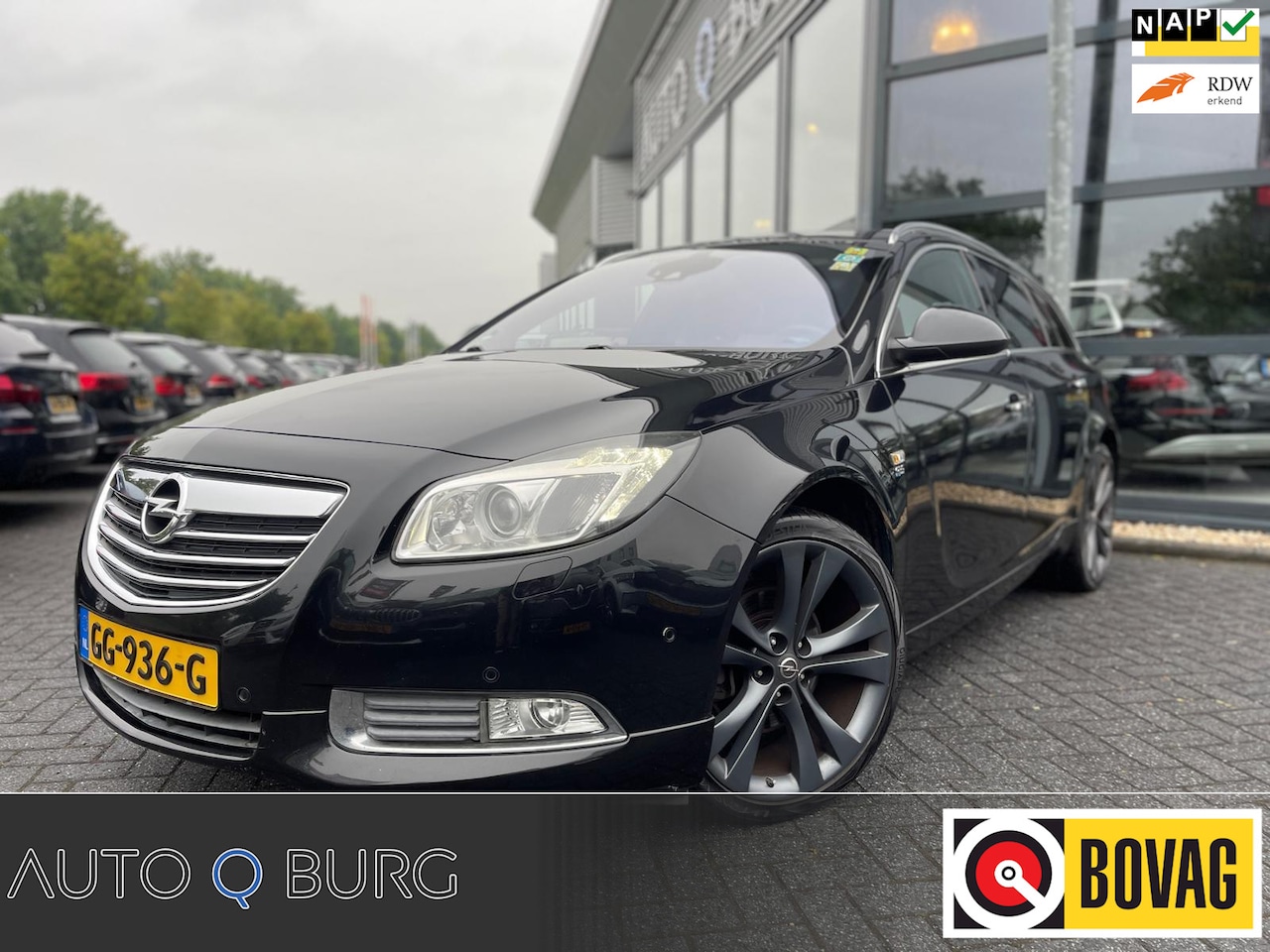 Opel Insignia Sports Tourer - 2.0 T Cosmo 4x4 250PK |OPC-Line | Xenon | Navi | LMV''20 | Panorama | PDC | Leder| - AutoWereld.nl
