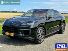 Porsche Cayenne Coupé - 3.0 E-Hybrid Black/Carbon