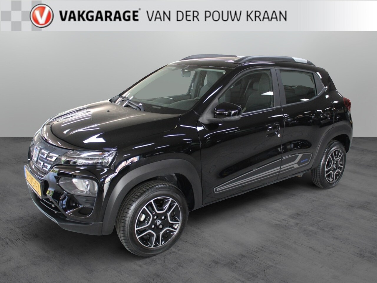 Dacia Spring - Comfort+ (Orange Pack) Airco / Navigatie / dealeronderhouden - AutoWereld.nl