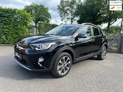 Kia Stonic - 1.0 T-GDi 120PK DynamicPlusLine | Camera| Carplay| Keyless| Dodehoek