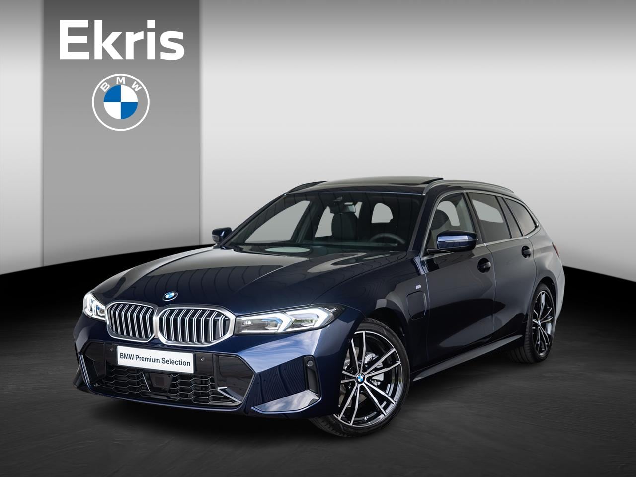 BMW 3-serie Touring - 330e M Sportpakket / Panoramadak / Elektrische Trekhaak / Verwarmd Stuurwiel - AutoWereld.nl