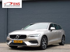 Volvo V60 - 2.0 B3 Essential NIEUWSTAAT CARPLAY/ANDROID FULLMAP NAVI STOEL/STUURVERWARMING