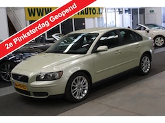 Volvo S40 - 2.4 Elite Airco, Cruise control, Stuurbekrachtiging, Isofix